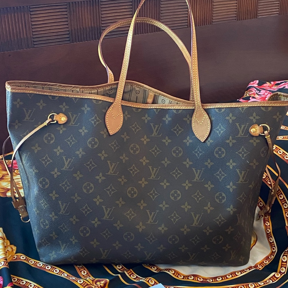 Gm monogram neverfull